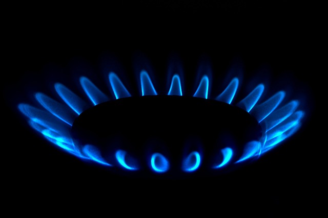 Europa tiene más gas natural que la necesidad: el precio cae por debajo de cero